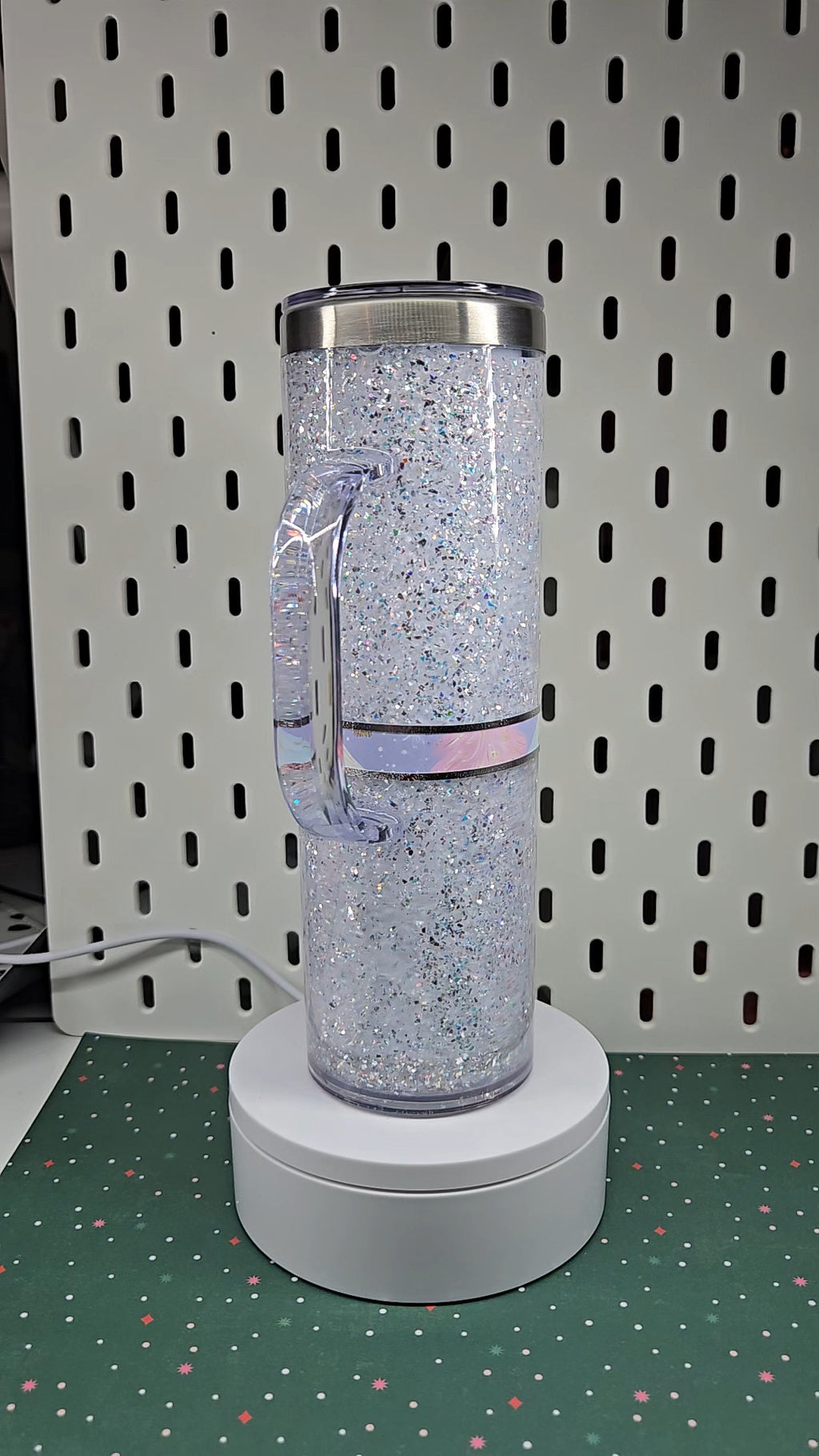 🎀 Elegant Holiday Bow Glitter Tumbler with Handle | Christmas Gift Mug | Handmade Epoxy Tumbler | Winter Sparkle Drinkware